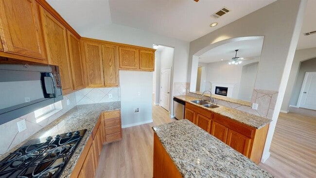 Building Photo - 20717 Bellerive Dr