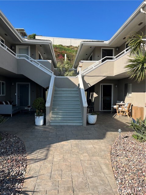 Building Photo - 21711 Wesley Dr