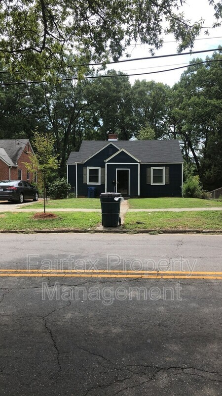 Building Photo - 506 E Club Blvd