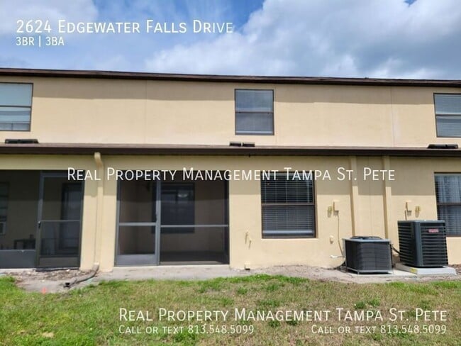 Building Photo - 2624 Edgewater Falls Dr