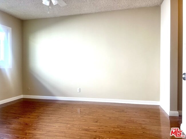 Building Photo - 1132 Alameda Ave