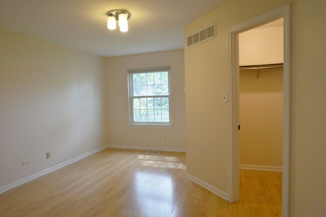 Building Photo - 1263 Wyndham Ln