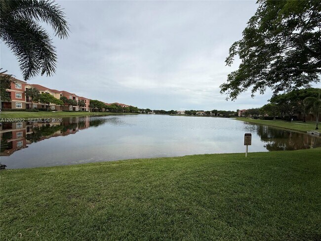 Building Photo - 4704 SW 160th Ave