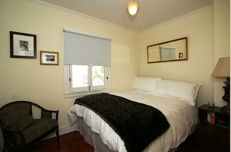 Building Photo - 1608 Cerro Gordo St