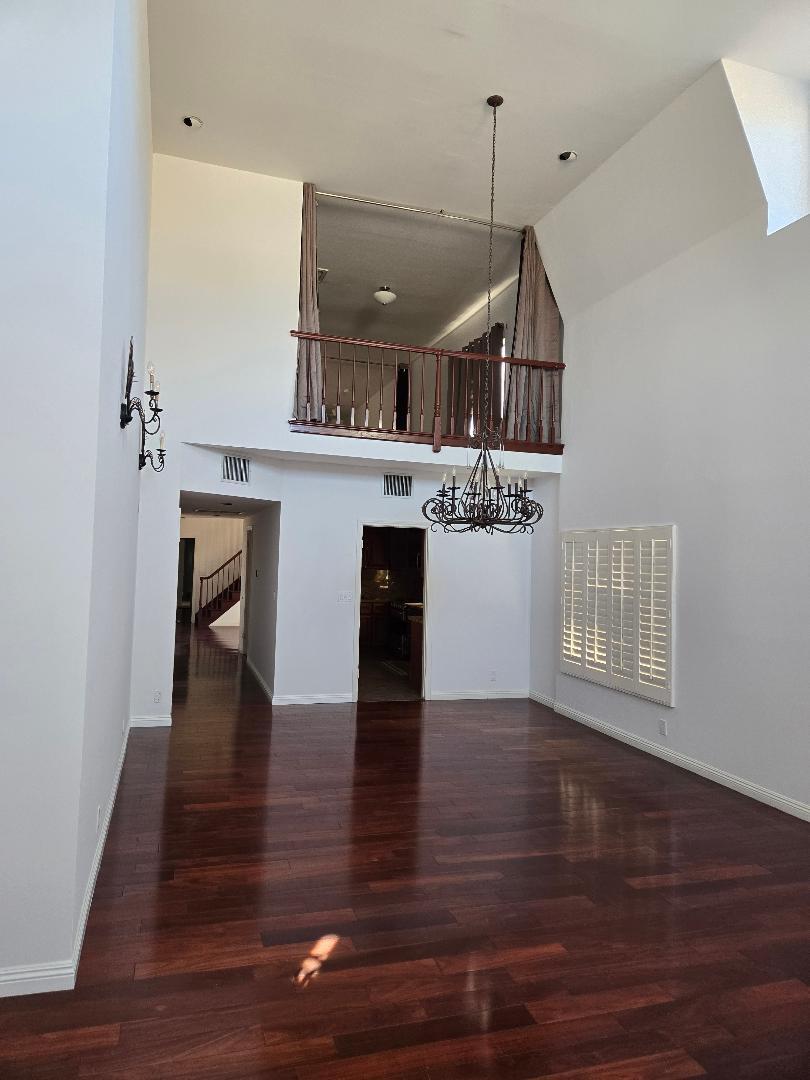 Dinning Area - 10620 Eastborne Ave