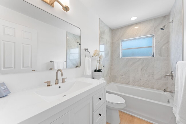 Building Photo - 8515 Indies Dr