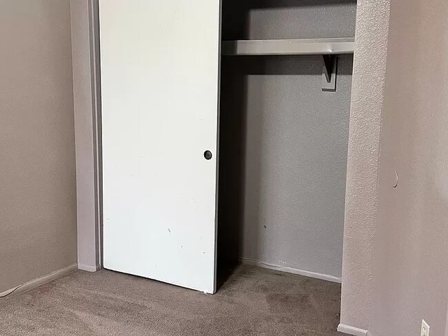 Building Photo - 2910 W Marconi Ave