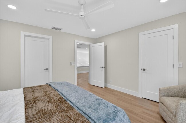 Building Photo - 2237 NW 53rd St