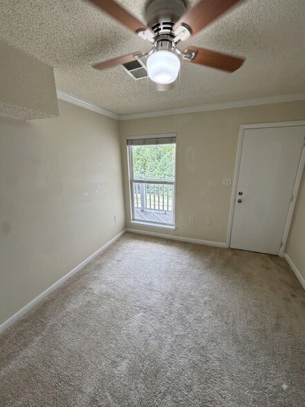 Building Photo - 1351 Crab Orchard Dr