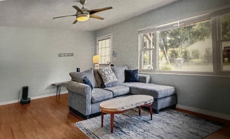 Building Photo - 340 E French Ave