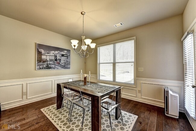 Building Photo - 2245 Black Pebble Cir