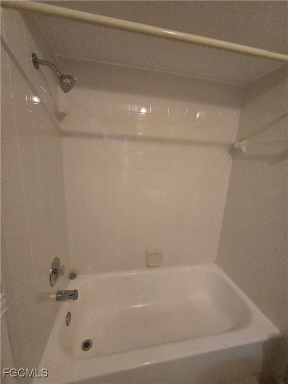 Building Photo - 4910 Viceroy St