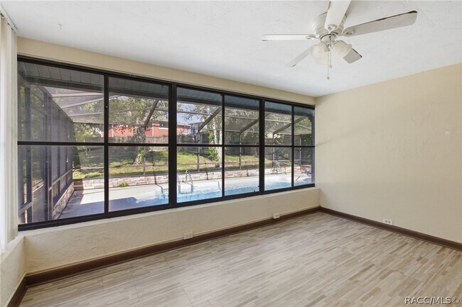 Building Photo - 3632 N Honeylocust Dr