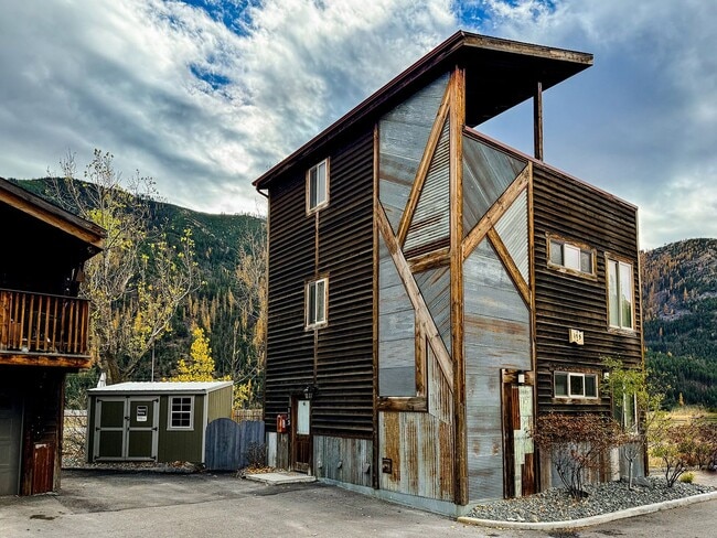 Building Photo - 115 Speedway Ave