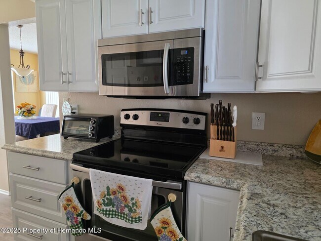 Building Photo - 9478 Nakoma Way