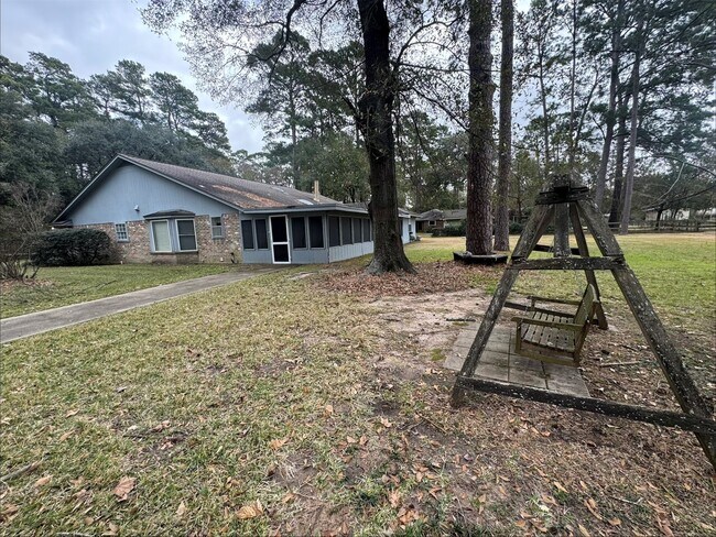 Building Photo - 22803 Trailwood Ln