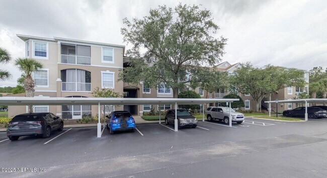 Primary Photo - 10550 Baymeadows Rd