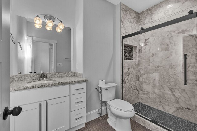 Building Photo - Luxury North Salt Lake Home with Mountain Views, Office & Fully Fenced Yard