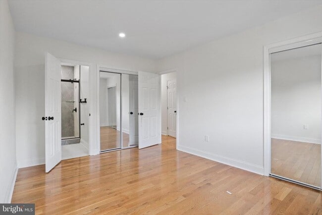 Building Photo - 7414 Pohick Rd