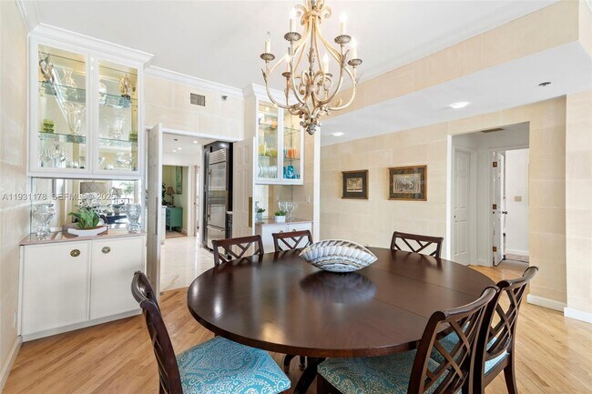 Building Photo - 2332 Fisher Island Dr