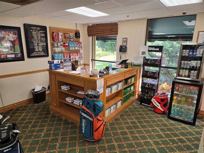 Building Photo - 9531 Seagrape Dr