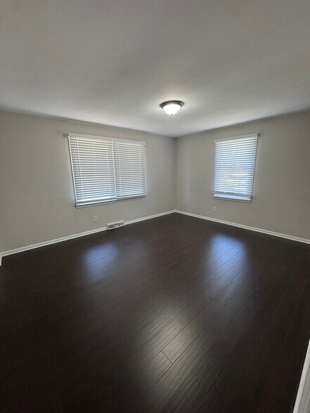 Building Photo - 148 Westhaven St