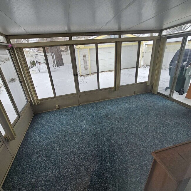 Building Photo - 3BR / 2BA Home in St. Clair Shores w/ Finished Basement, 3-Season Room & 2-Car Garage