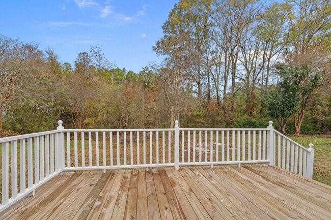 Building Photo - 2730 Cultra Rd