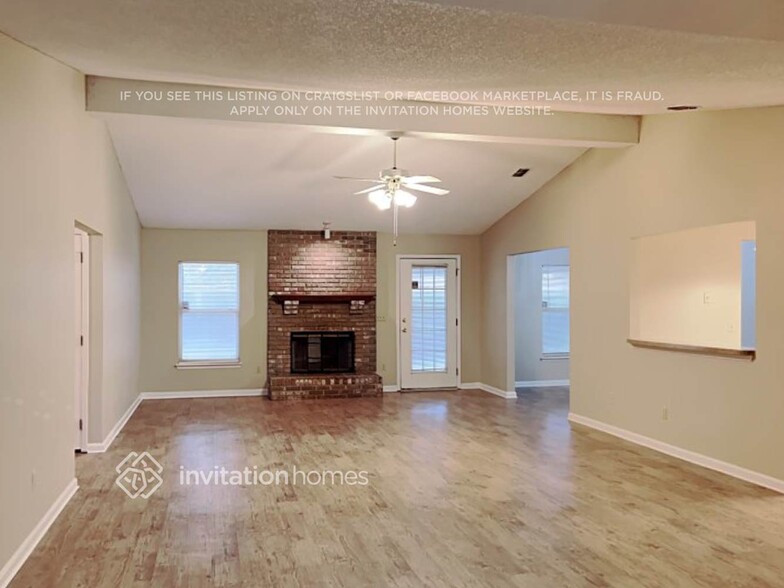 Building Photo - 9713 Peabody Dr N