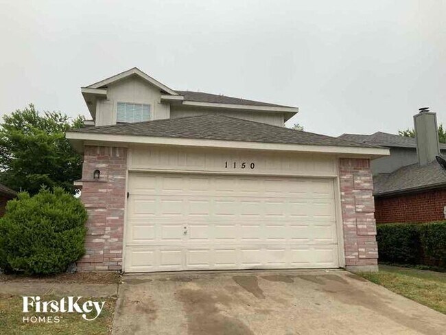 Primary Photo - 1150 Lombard Ln