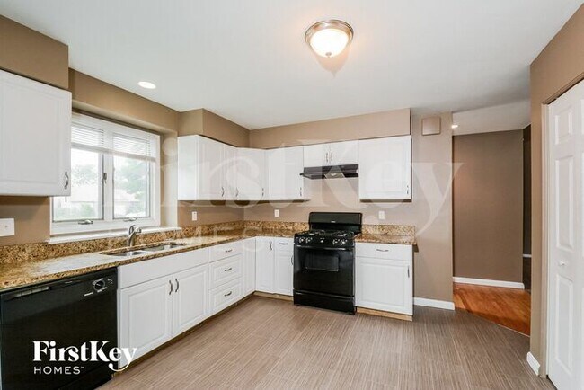 Building Photo - 3836 Wolcott Ct