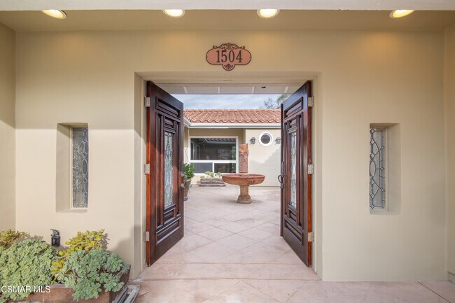 Building Photo - 1504 Covington Ave