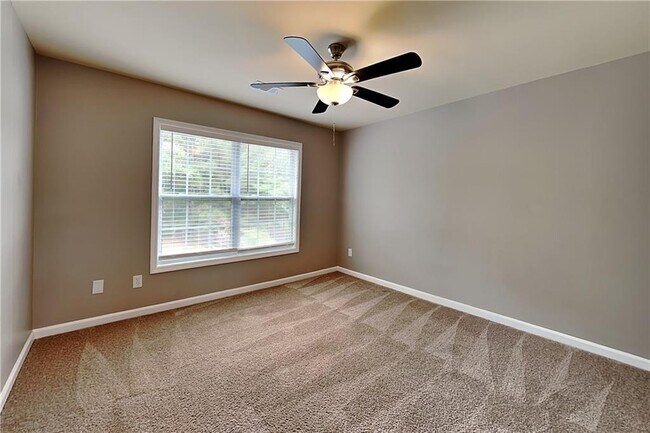 Building Photo - 6430 Queensdale Dr