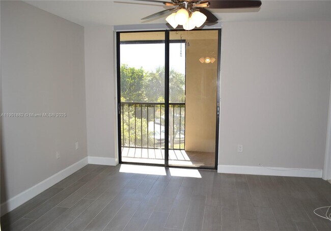 Building Photo - 8045 SW 107th Ave