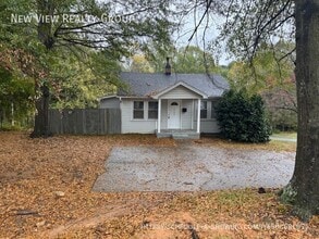 Building Photo - 1404 Linwood Rd