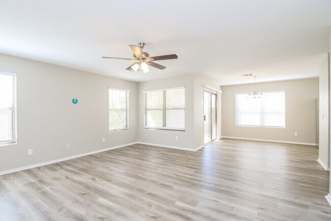 Building Photo - 2267 E 35th Ave