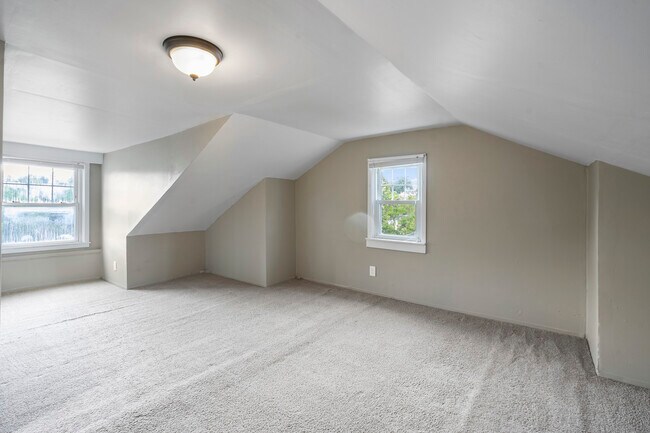 Building Photo - 2721 Berg St