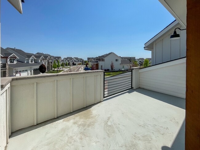 Building Photo - 4200 W Lovegood Ln