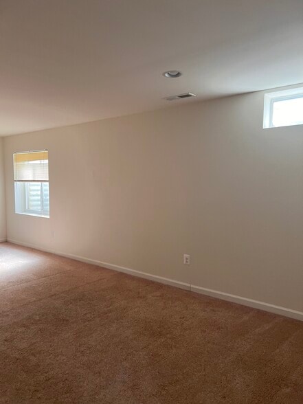 Building Photo - 12908 Larkmeade Ln