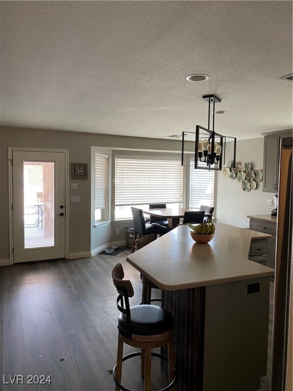 Building Photo - 1005 E McKnight Ave