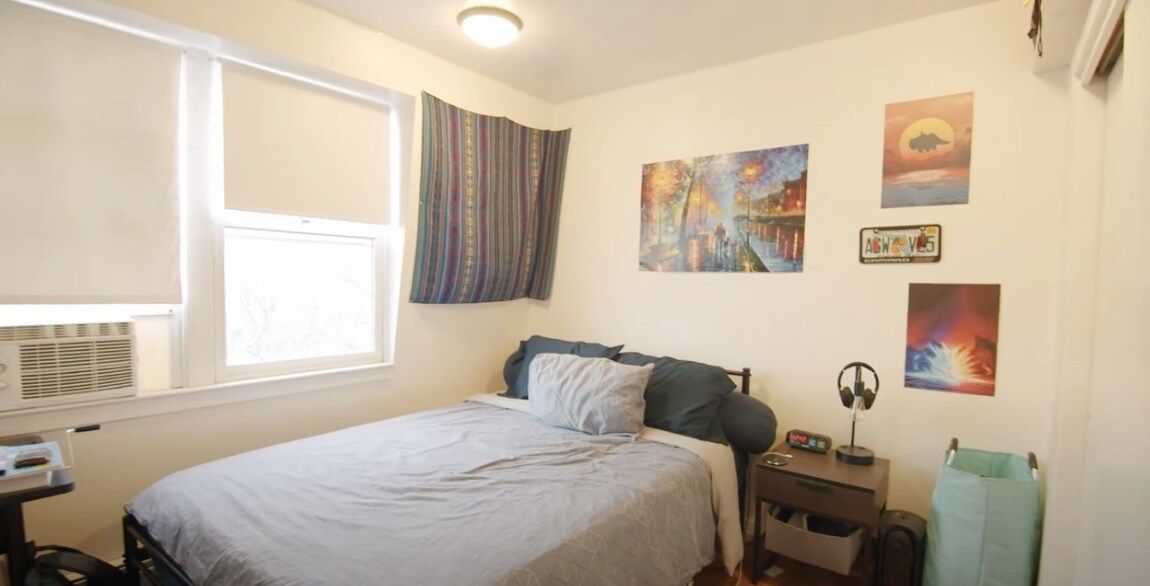 Building Photo - 6 Hingham St