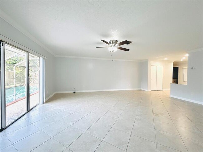 Building Photo - 8948 SW 18th Rd