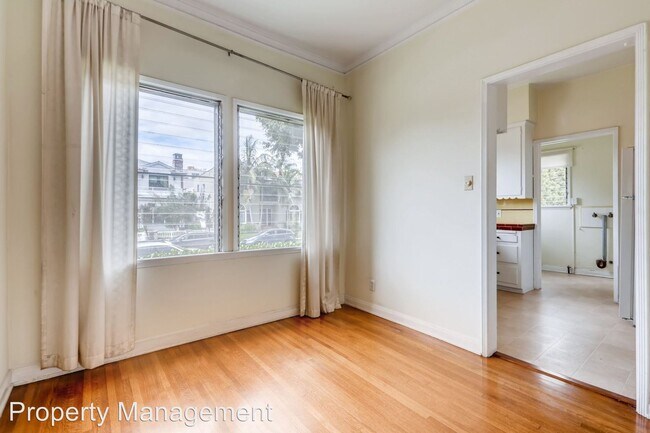 Building Photo - 438 N Vista St