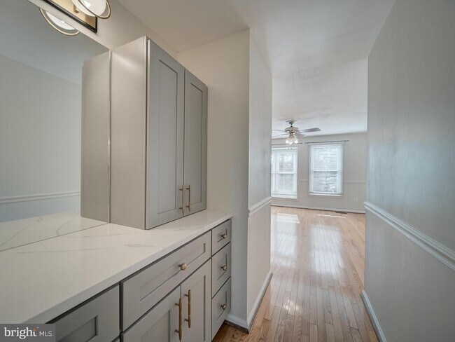 Building Photo - 6191 Little Valley Way