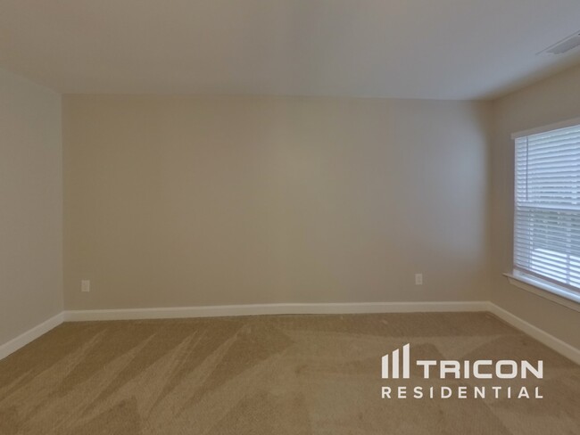Building Photo - 509 Underhill Ln
