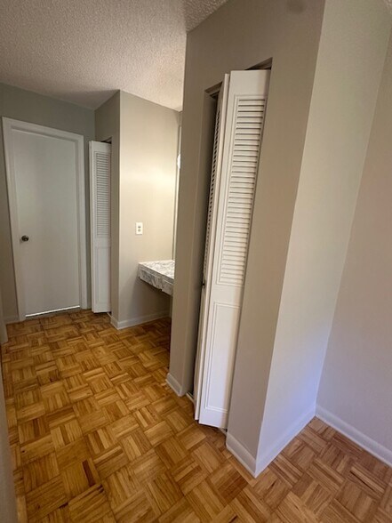 Building Photo - 22615 SW 66th Ave