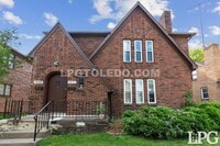 Building Photo - 1411 Potomac Dr