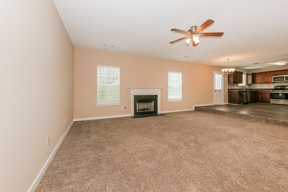 Building Photo - 369 Kentwood Springs Dr