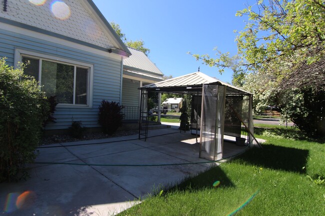 Building Photo - Single Family Home Located Downtown Idaho ...