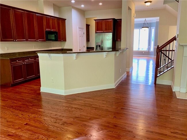 Building Photo - 1303 Creekside Pl SE